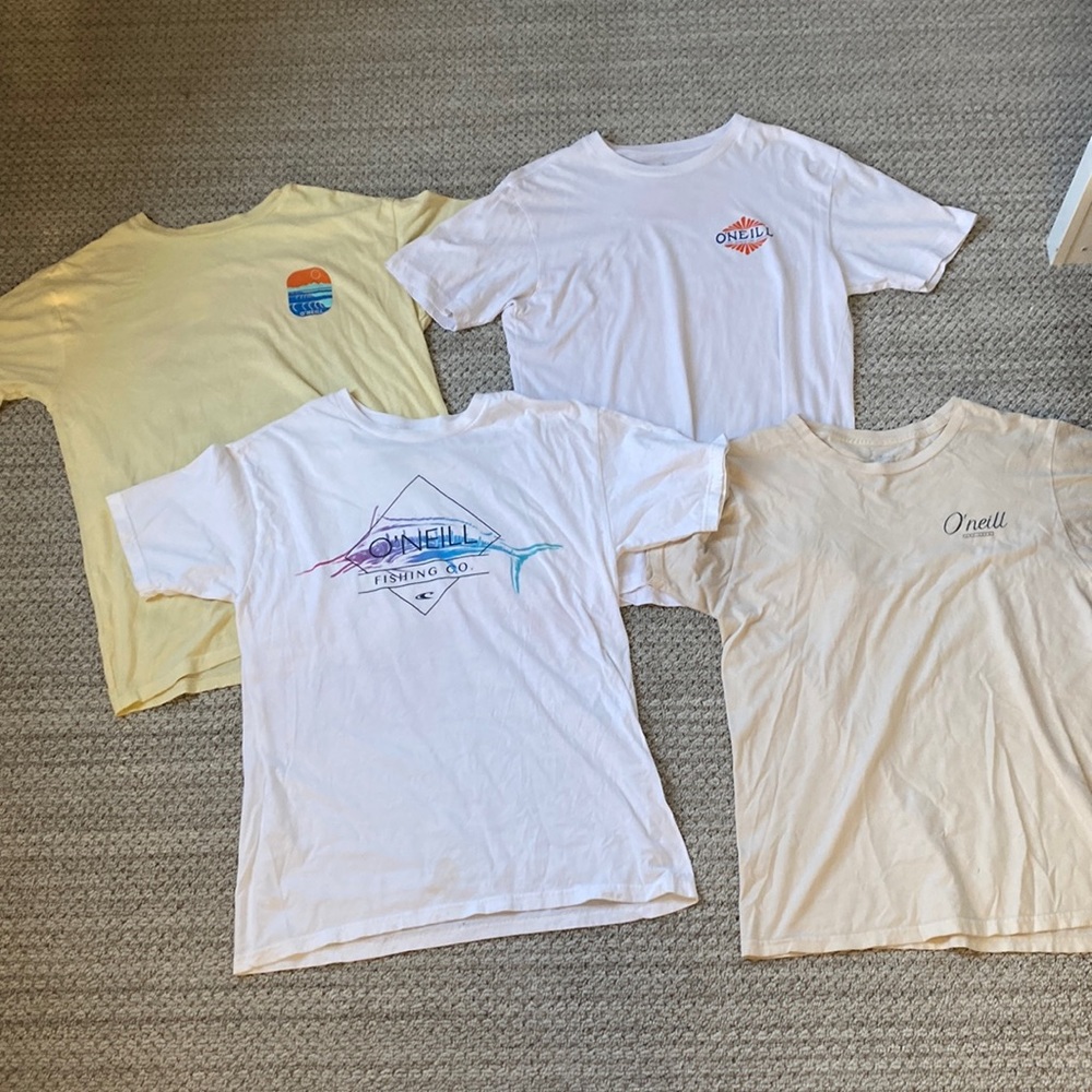 4 O’Neil Men’s  Graphic Shirts